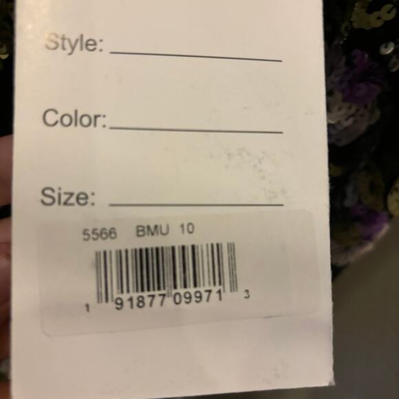 $598 NWT Mac duggal gown size 10 - Picture 7 of 11